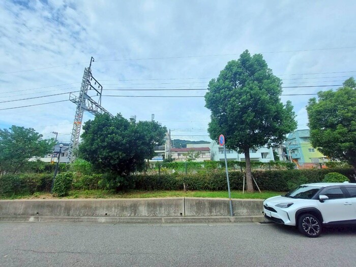 物件内観写真15　(室内からの展望)