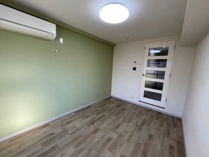 物件内観写真10　(居室)