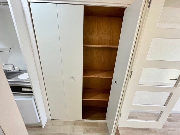 物件内観写真15　(収納)