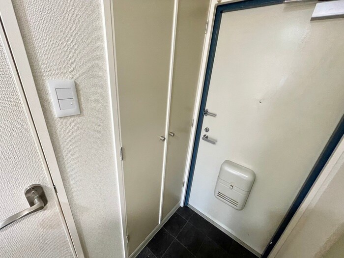 物件内観写真16　(収納)