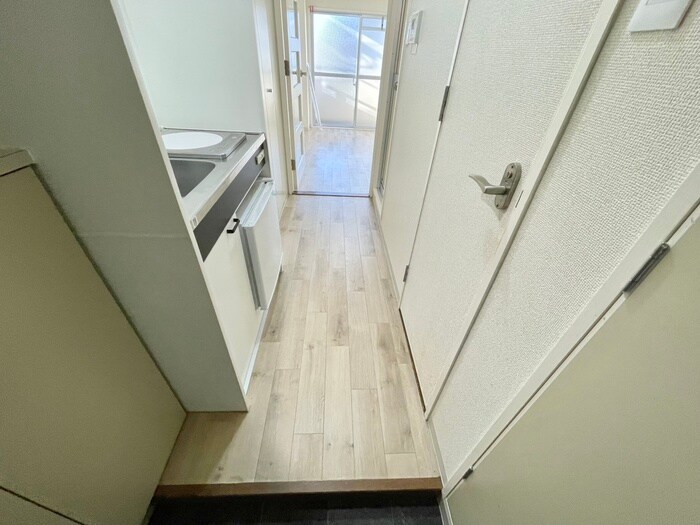 物件内観写真17　(廊下)