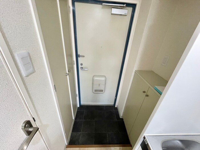 物件内観写真19　(玄関)