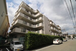 桃山台ｸﾞﾘｰﾝﾊｲﾂ（302）外観写真