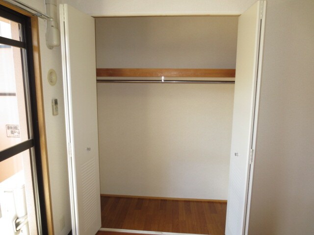 物件内観写真14　(収納)