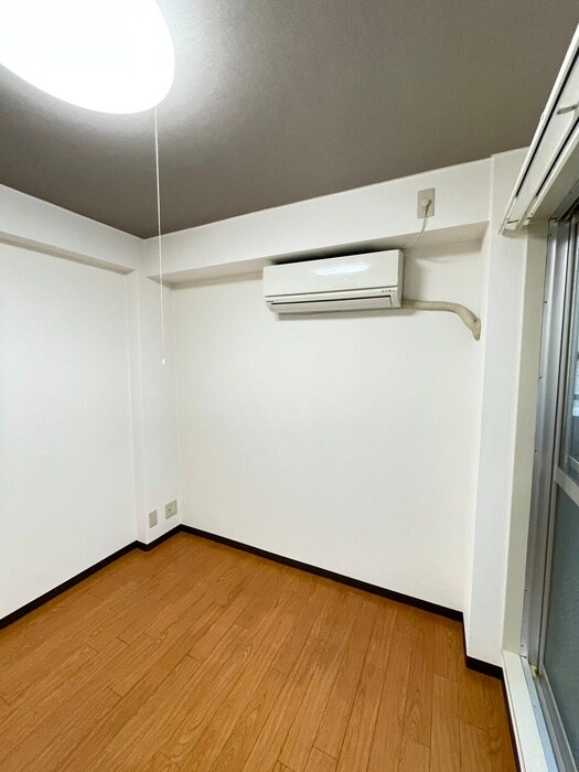 物件内観写真18　(居室)