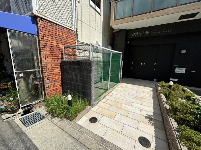 物件外観写真6　(建物設備)