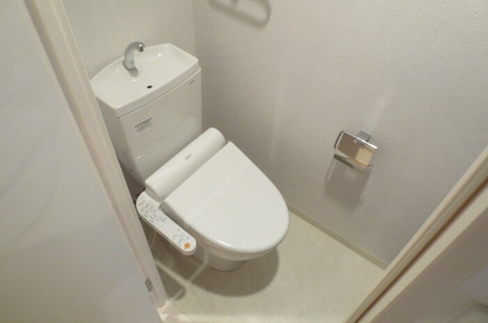 物件内観写真11　(トイレ)