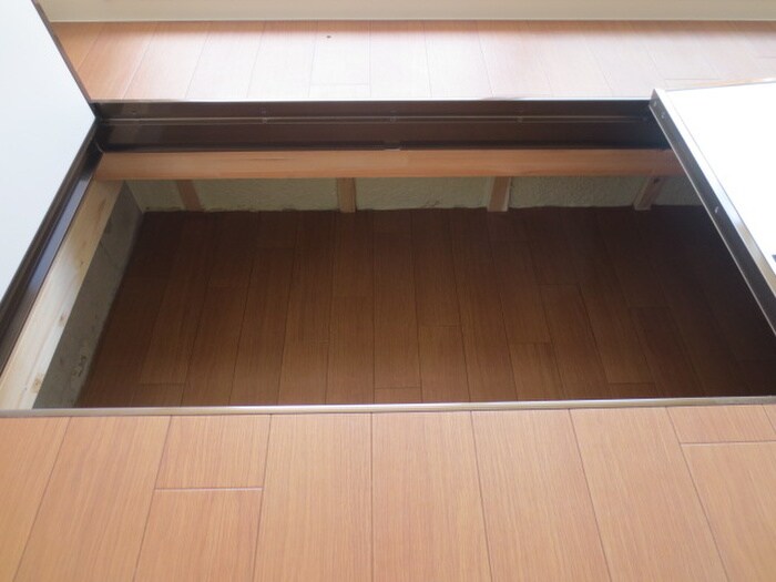 物件内観写真18　(収納)