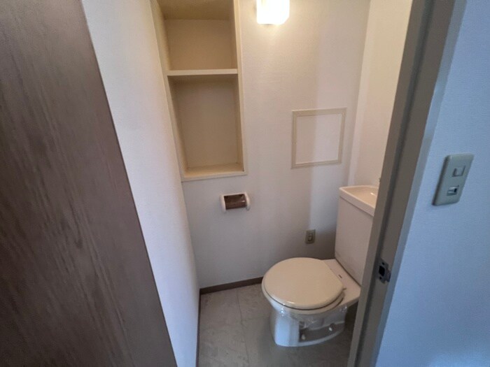 物件内観写真12　(トイレ)