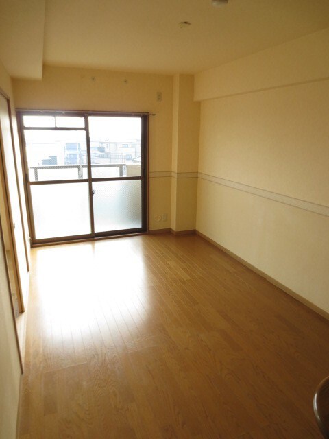 物件内観写真9　(居室)