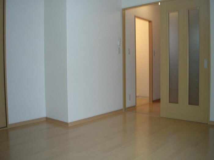 物件内観写真11　(居室)