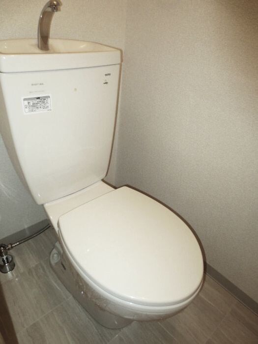 物件内観写真12　(トイレ)