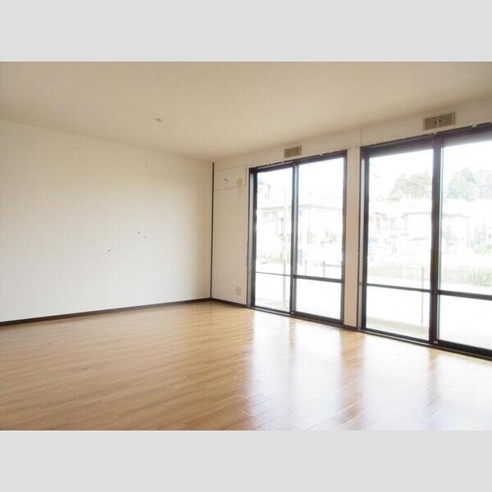 物件内観写真15　(居室)