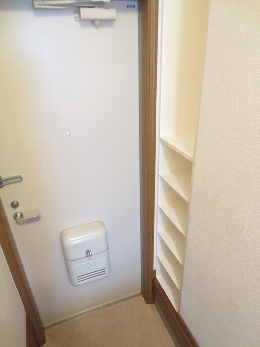 物件内観写真18　(靴箱)