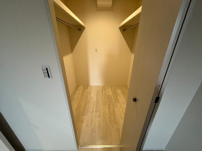 物件内観写真15　(収納)