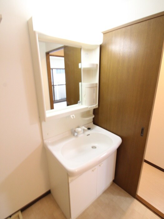 物件内観写真9　(洗面)