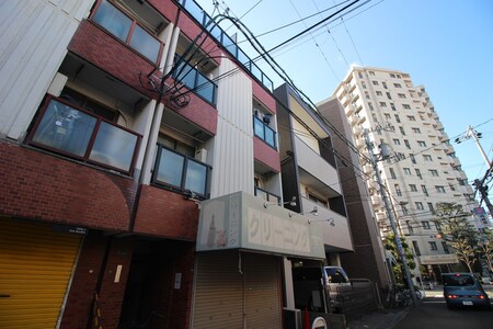 昭和町ロイヤルハイツ外観写真