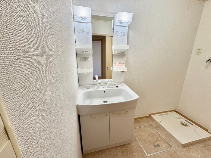 物件内観写真6　(洗面)