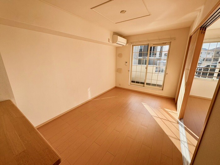 物件内観写真15　(居室)