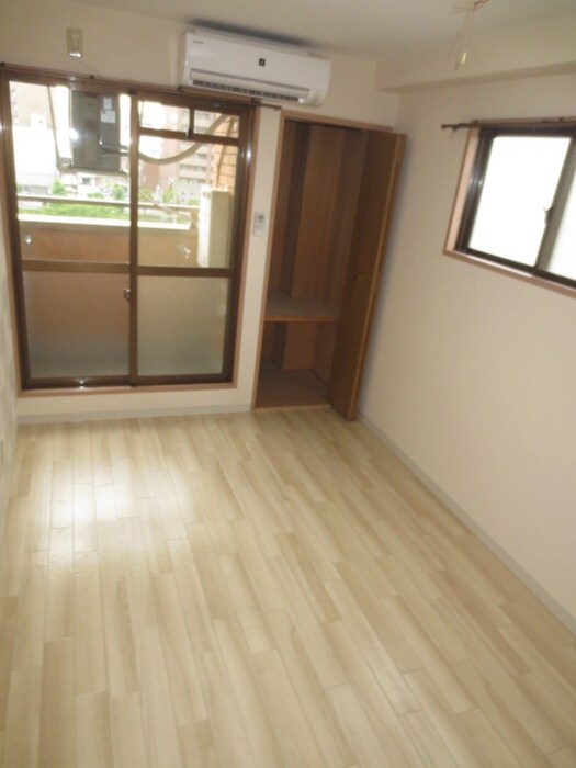 物件内観写真9　(居室)