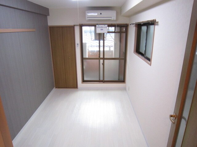 物件内観写真12　(居室)