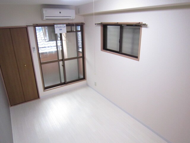 物件内観写真14　(居室)