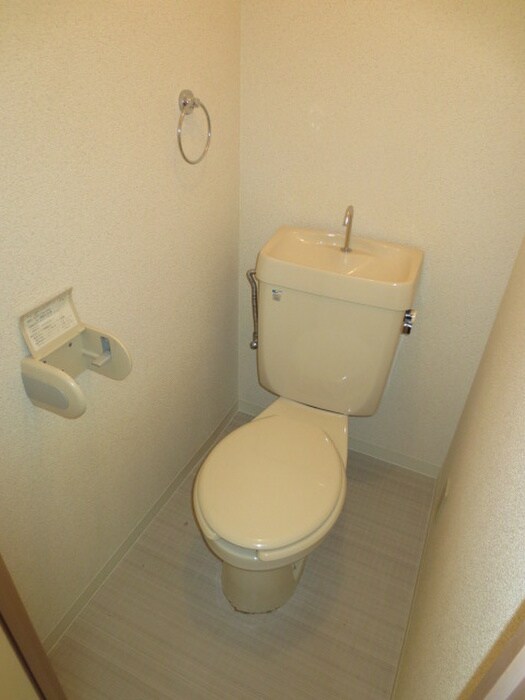 物件内観写真15　(トイレ)