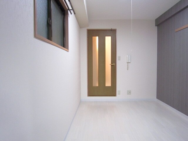 物件内観写真16　(居室)