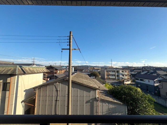 物件内観写真20　(室内からの展望)