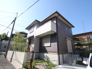 東芦屋町戸建貸家外観写真