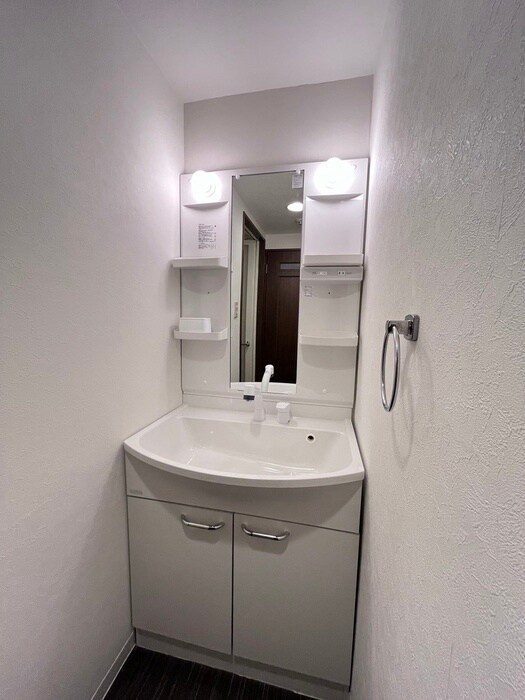 物件内観写真11　(洗面)