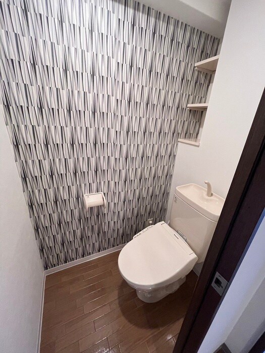 物件内観写真12　(トイレ)