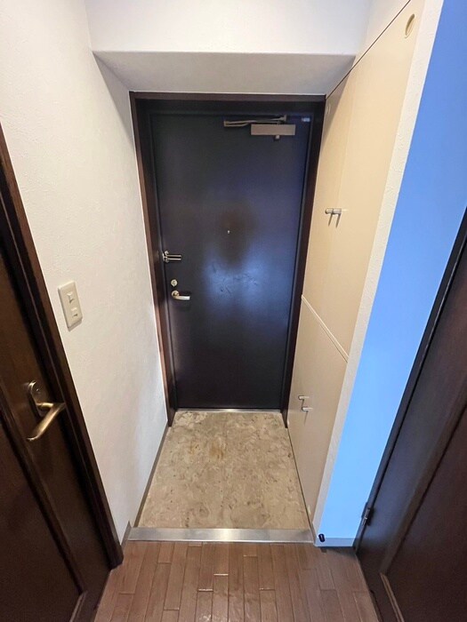 物件内観写真17　(玄関)