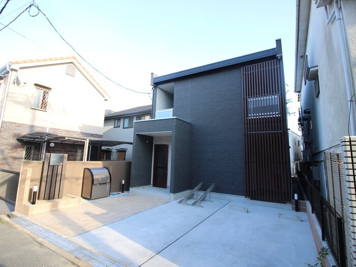 物件外観写真2　(外観写真)