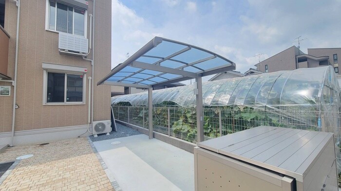 物件外観写真3　(駐輪場)