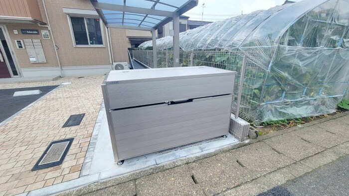 物件外観写真4　(建物設備)