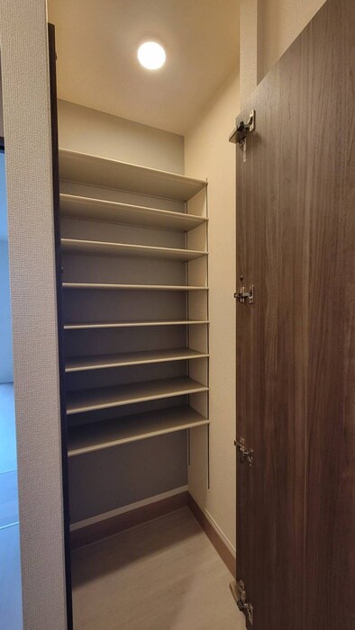 物件内観写真16　(靴箱)