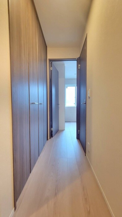 物件内観写真18　(廊下)