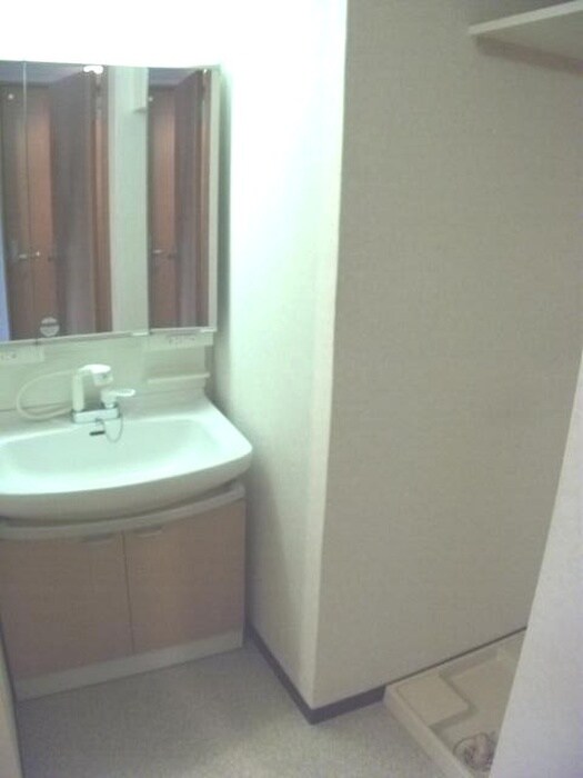 物件内観写真11　(洗面)