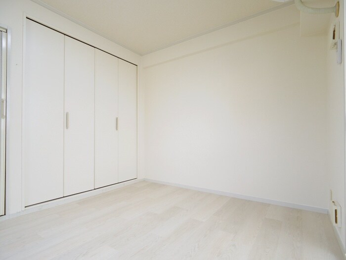 物件内観写真6　(居室)