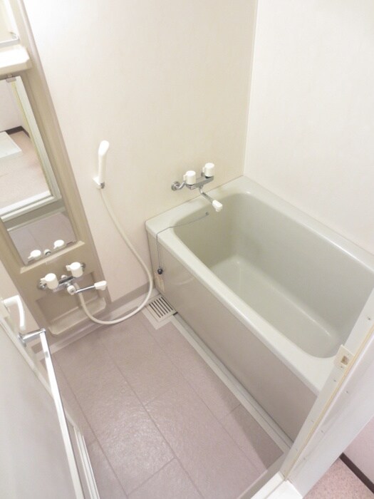 物件内観写真10　(バス／シャワールーム等)