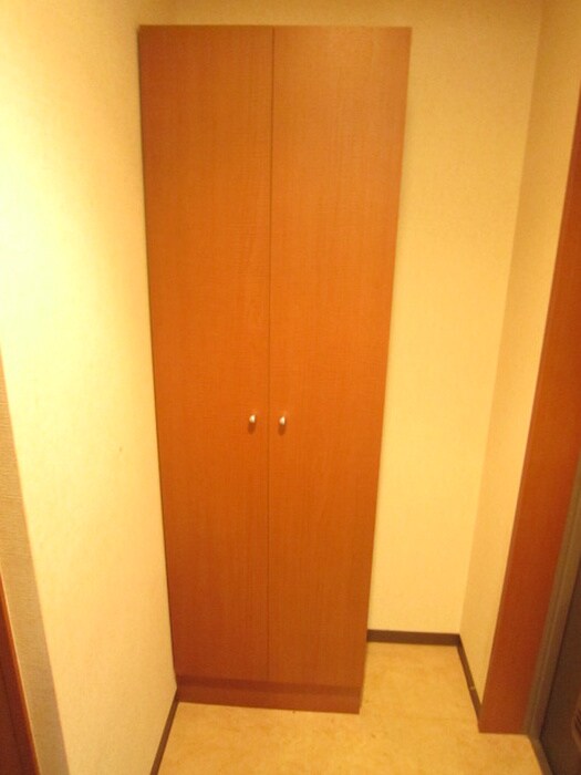 物件内観写真18　(靴箱)