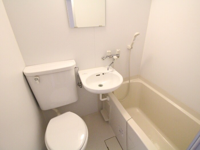 物件内観写真8　(バス／シャワールーム等)