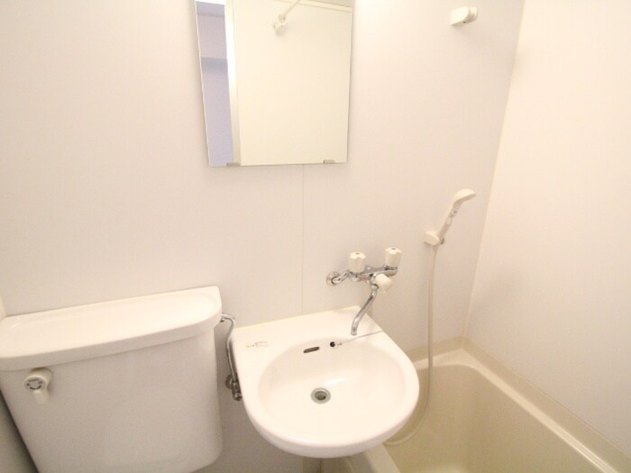 物件内観写真9　(洗面)