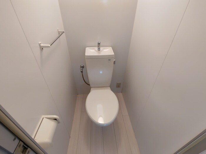 物件内観写真12　(トイレ)