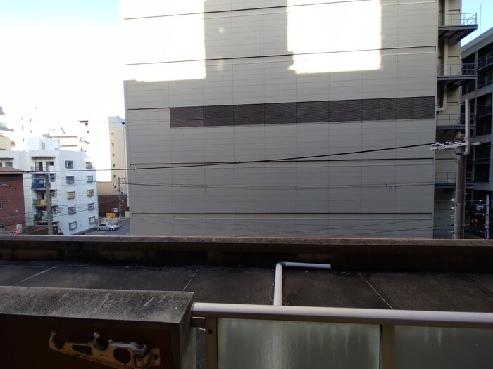 物件内観写真19　(室内からの展望)