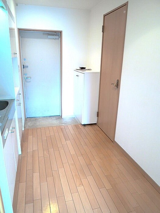 物件内観写真19　(廊下)