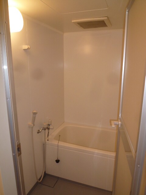 物件内観写真8　(バス／シャワールーム等)