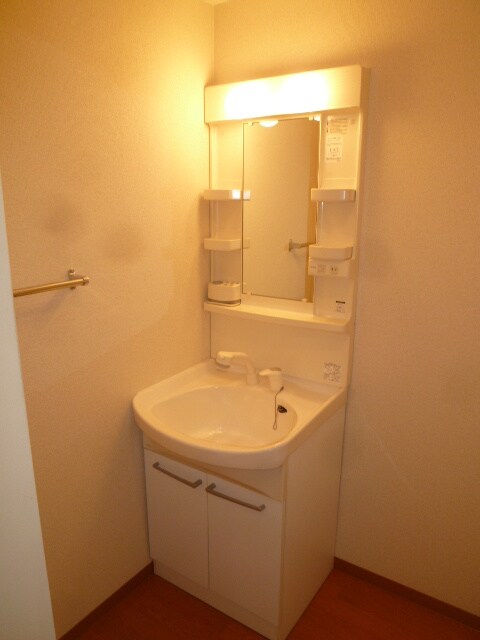 物件内観写真9　(洗面)