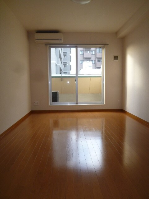 物件内観写真12　(居室)